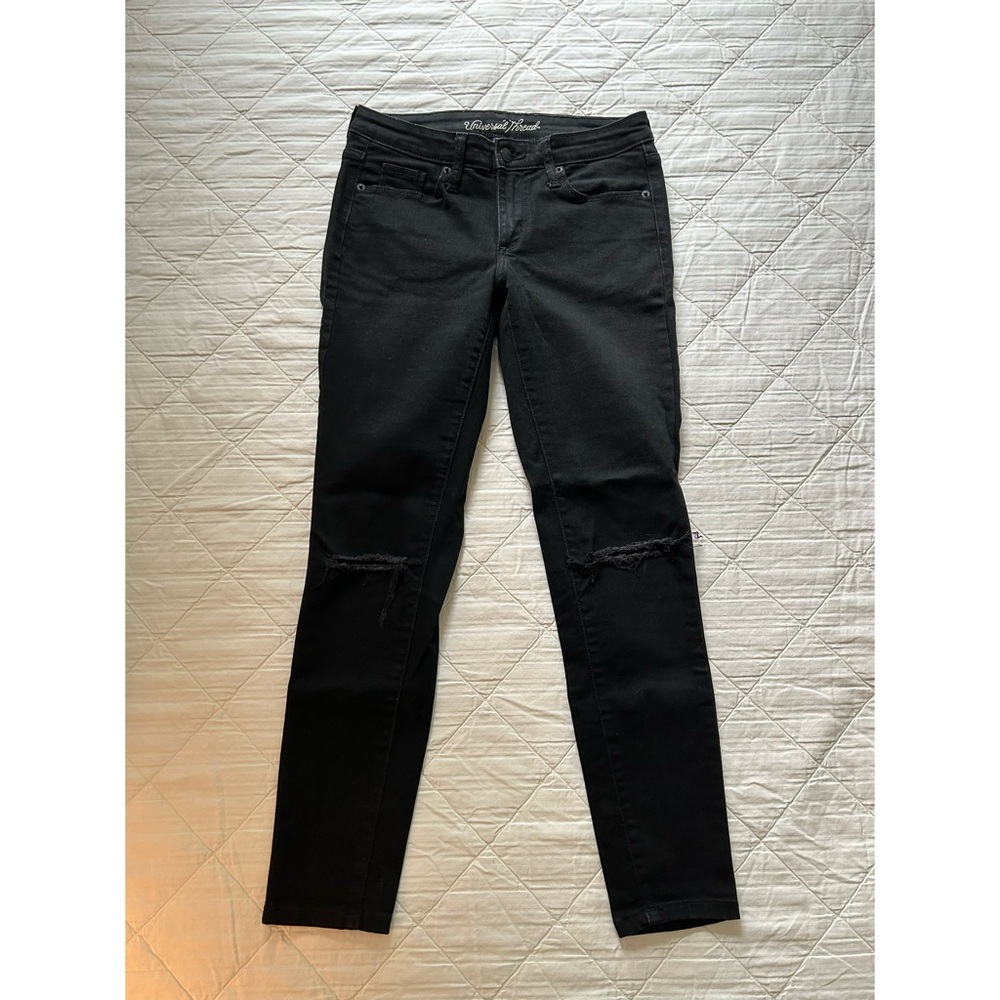 Universal Thread black skinny jeans